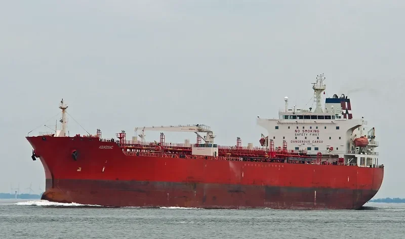 AQUADISIAC Tanker IMO 9396713 photo 3