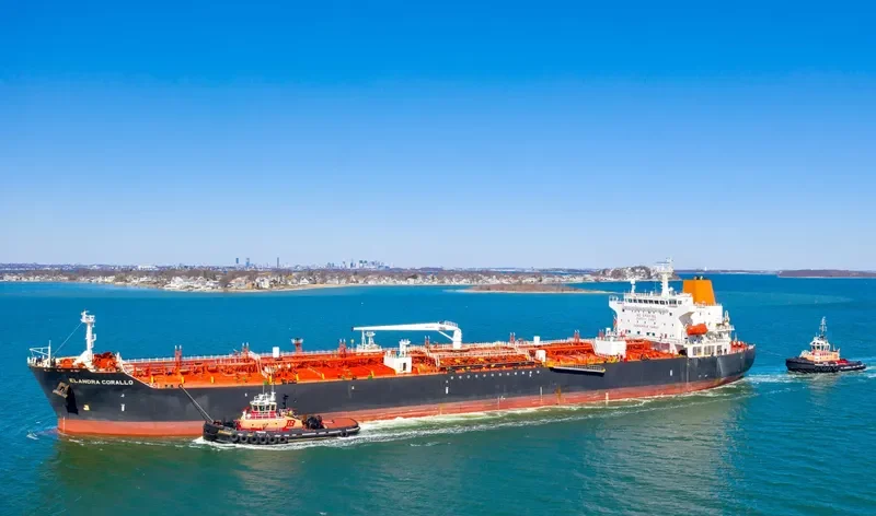 ELANDRA CORALLO Tanker IMO 9396751 photo 7