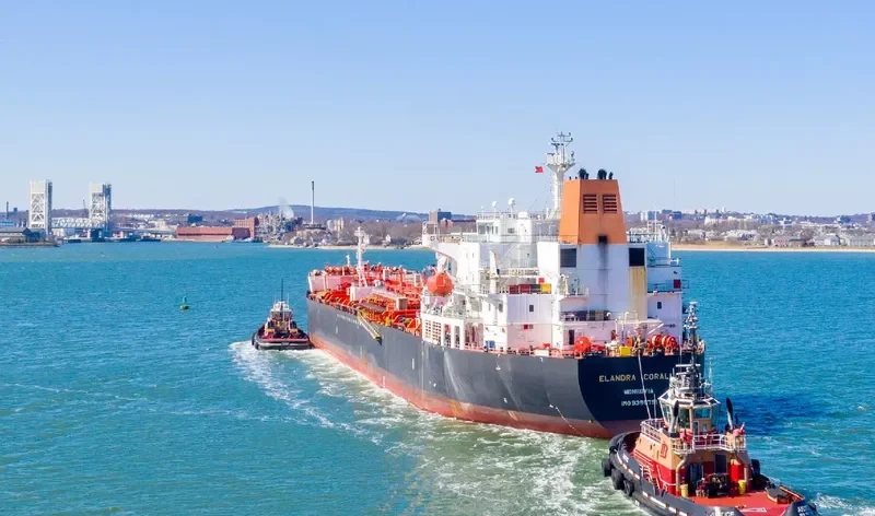 ELANDRA CORALLO Tanker IMO 9396751 photo 8