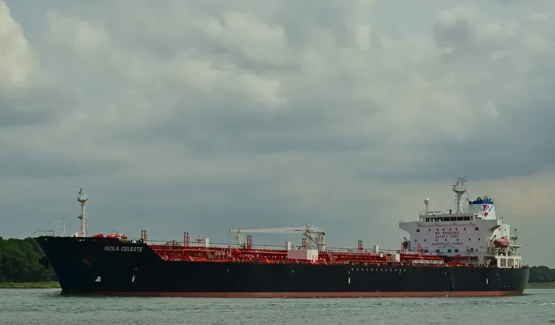 BISMARK BERNAS Tanker IMO 9396787 photo 8