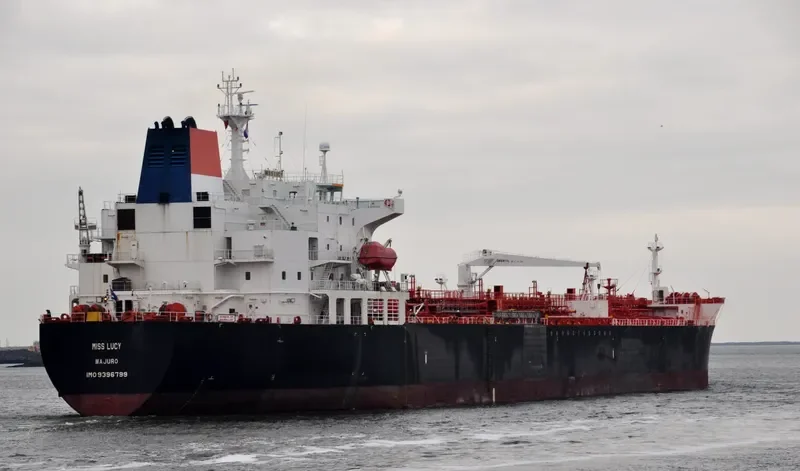 SUNNY BAY Tanker IMO 9396799 photo 7