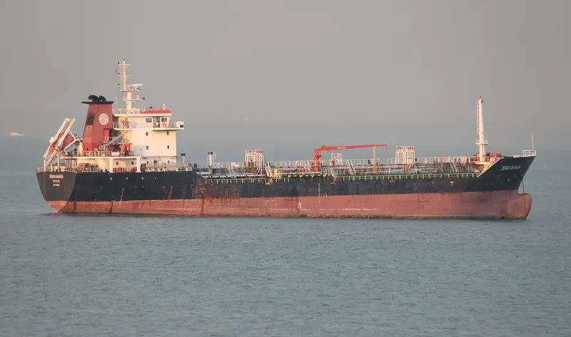 JM SUTERA 5 Tanker IMO 9396880 photo 10