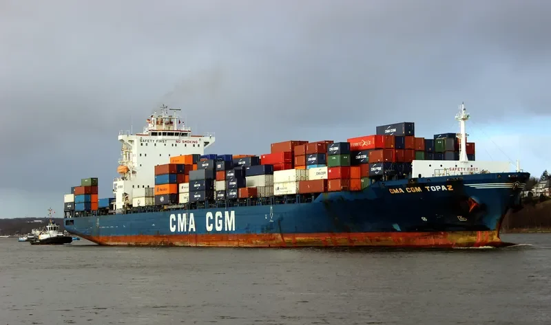 CMA CGM TOPAZ Container Ship IMO 9397602 photo 2