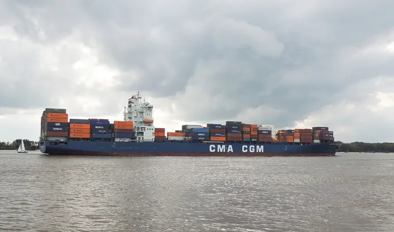 IONIKOS Container Ship IMO 9397614 photo 4