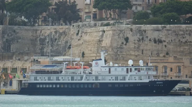 ARTEMIS Passenger Ship IMO 9398010 photo 6