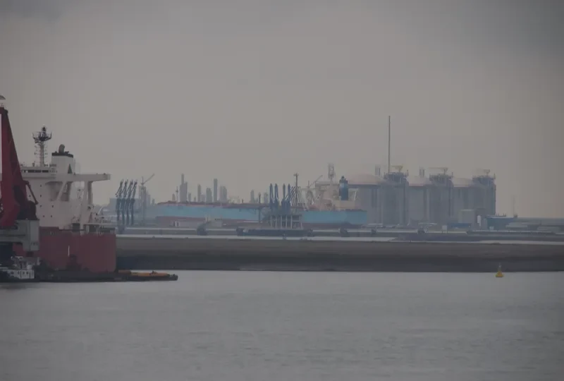 HAKONE Tanker IMO 9398084 photo 7