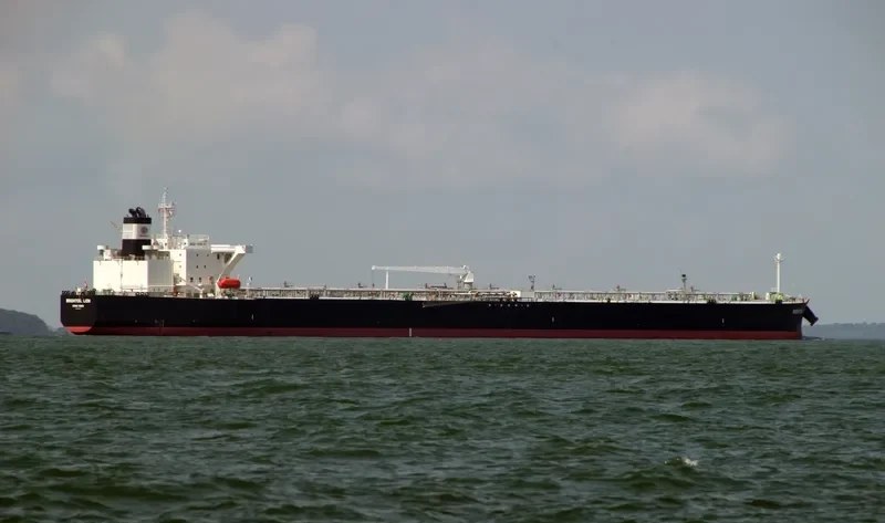 CHIOS LION Tanker IMO 9398280 photo 6