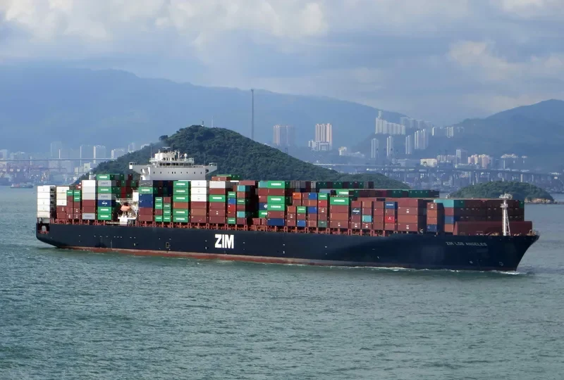 MAERSK AMAZON Container Ship IMO 9398395 photo 8