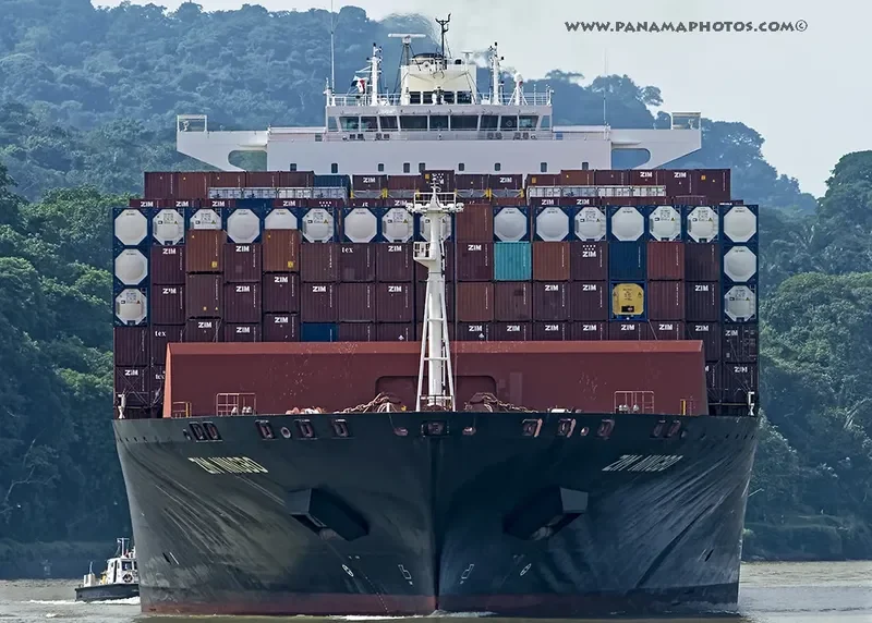 ZIM NINGBO Container Ship IMO 9398400 photo 2