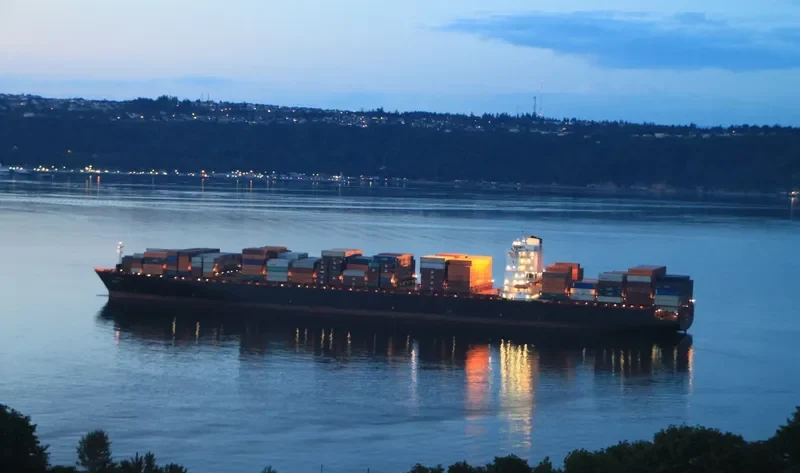 ZIM NINGBO Container Ship IMO 9398400 photo 6