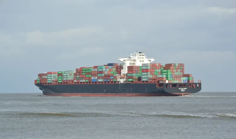 ZIM SAN DIEGO Container Ship IMO 9398412 photo 5