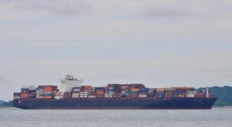 MAERSK ATHABASCA Container Ship IMO 9398424 photo 9