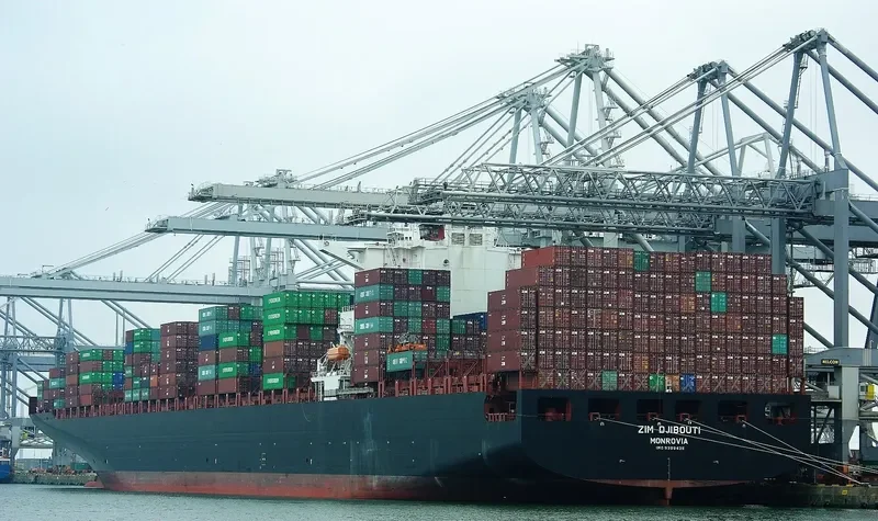 MAERSK YUKON Container Ship IMO 9398436