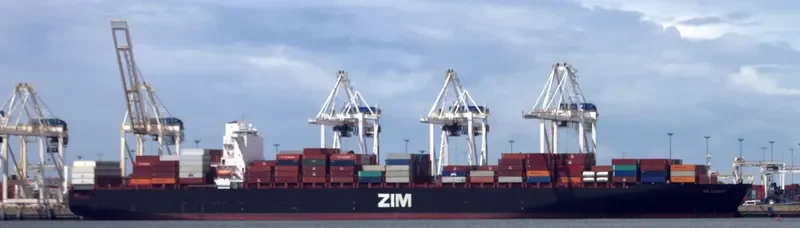 MAERSK YUKON Container Ship IMO 9398436 photo 2