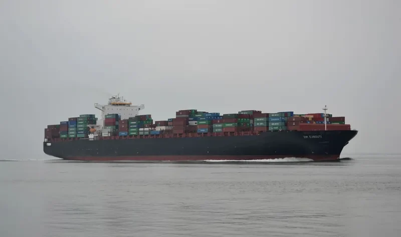 MAERSK YUKON Container Ship IMO 9398436 photo 4