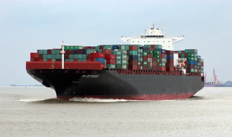 ZIM ROTTERDAM Container Ship IMO 9398450 photo 9