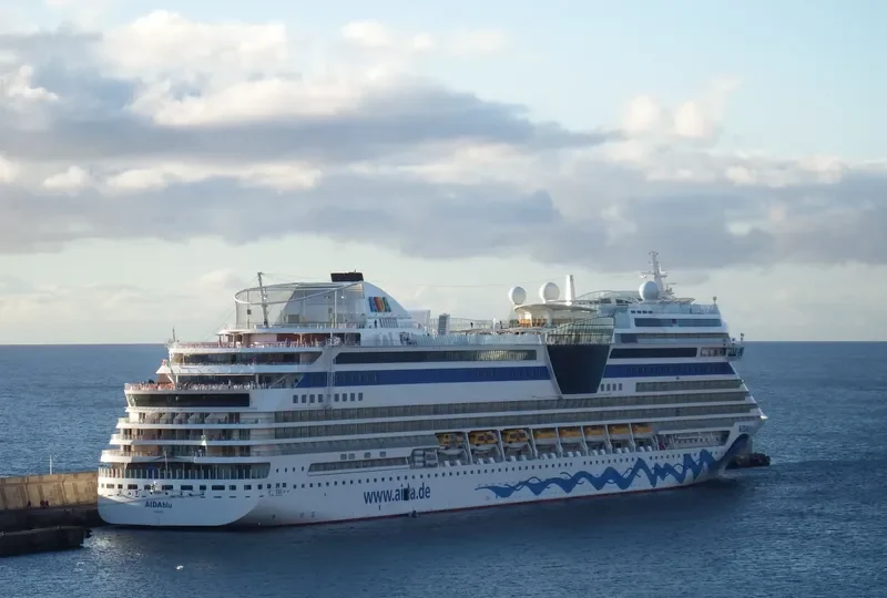 AIDABLU Passenger Ship IMO 9398888 photo 5