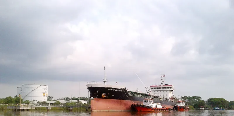 GLOBAL FALCON Tanker IMO 9399167 photo 6