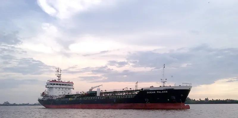 GLOBAL FALCON Tanker IMO 9399167 photo 10