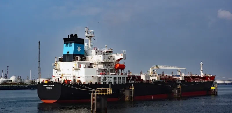 HENRY MAERSK Tanker IMO 9399351 photo 2