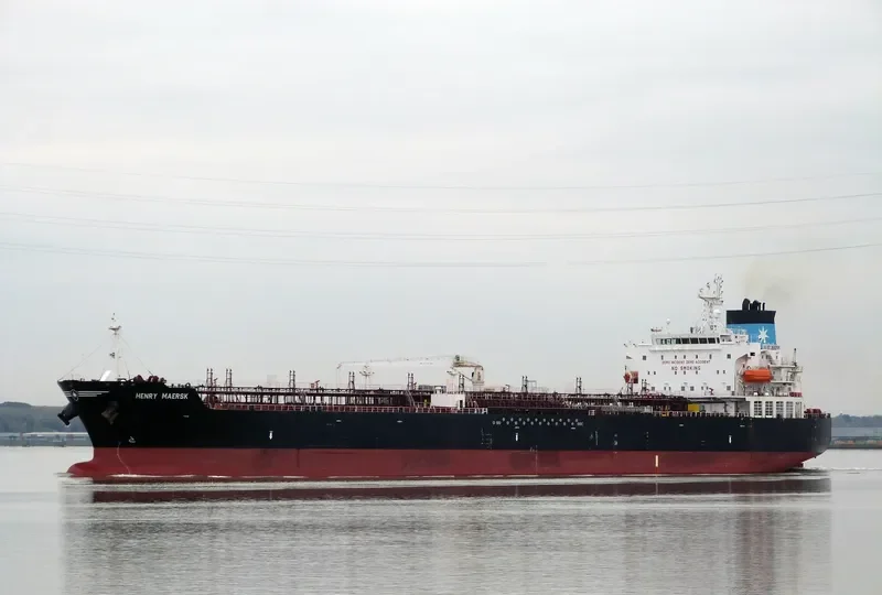 HENRY MAERSK Tanker IMO 9399351 photo 5
