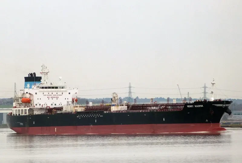 HENRY MAERSK Tanker IMO 9399351 photo 6