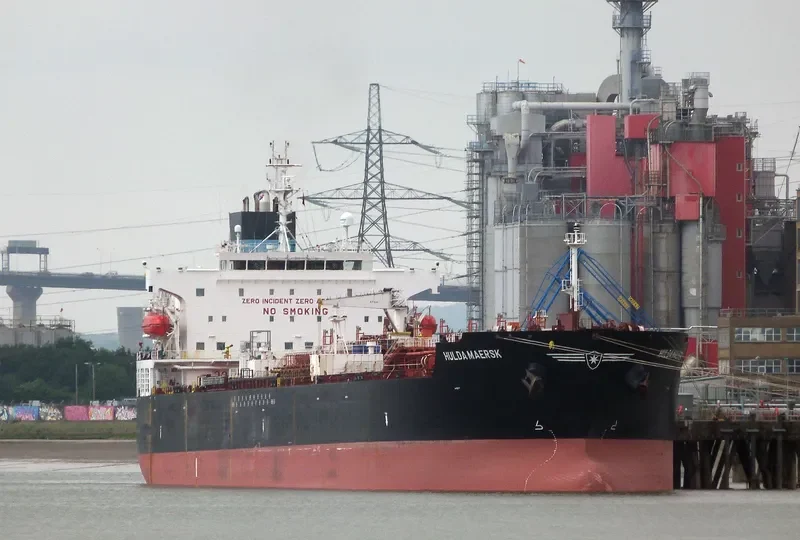 HULDA MAERSK Tanker IMO 9399363 photo 5