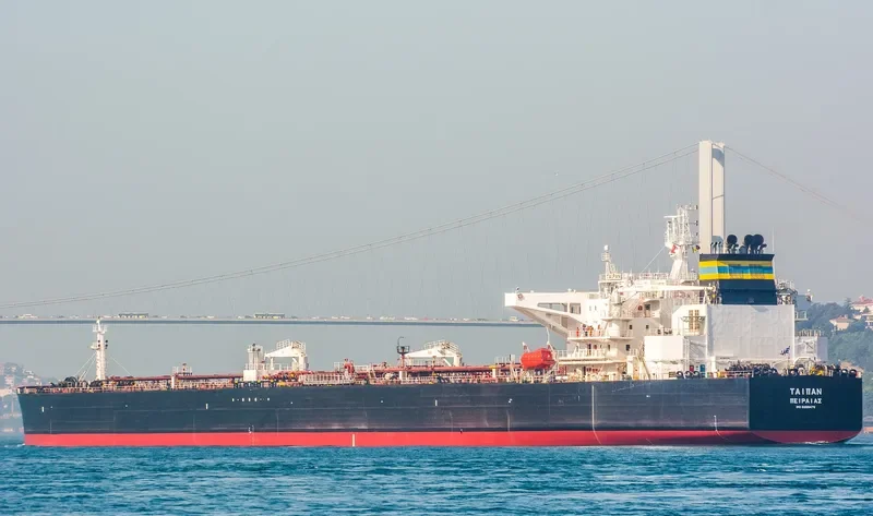 VAIL SPIRIT Tanker IMO 9399478 photo 2