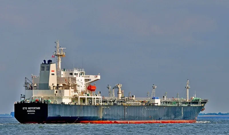 ETC NEFERTARI Tanker IMO 9399612 photo 6