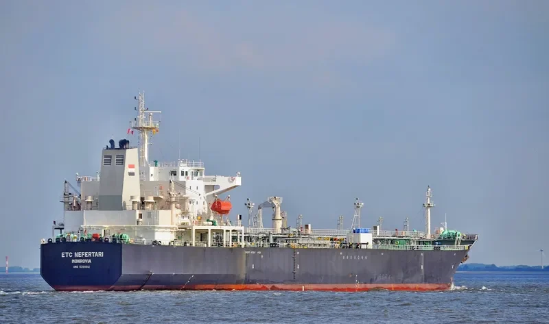 ETC NEFERTARI Tanker IMO 9399612 photo 8