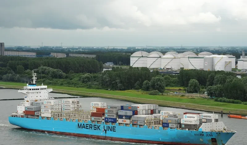 ROBIN 2 Container Ship IMO 9399739 photo 3