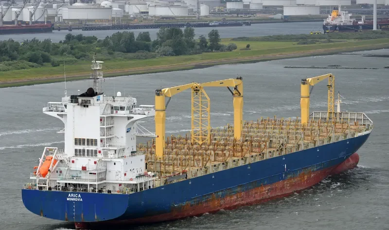 ROBIN 4 Container Ship IMO 9399741 photo 5