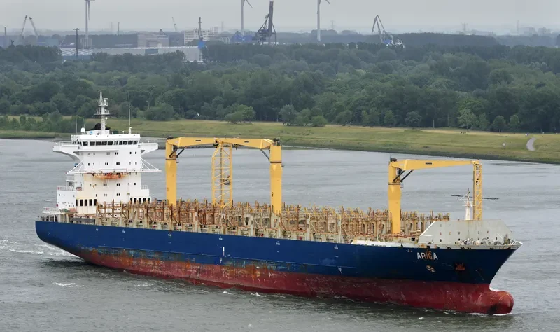 ROBIN 4 Container Ship IMO 9399741 photo 6