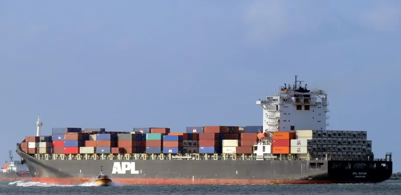 ZHONG GU JIANG SU Container Ship IMO 9400148 photo 4