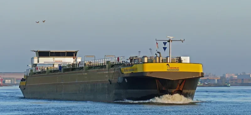 ORANJE NASSAU III Tanker IMO 9400332 photo 4