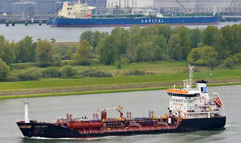 ALSIA SWAN Tanker IMO 9400356 photo 7