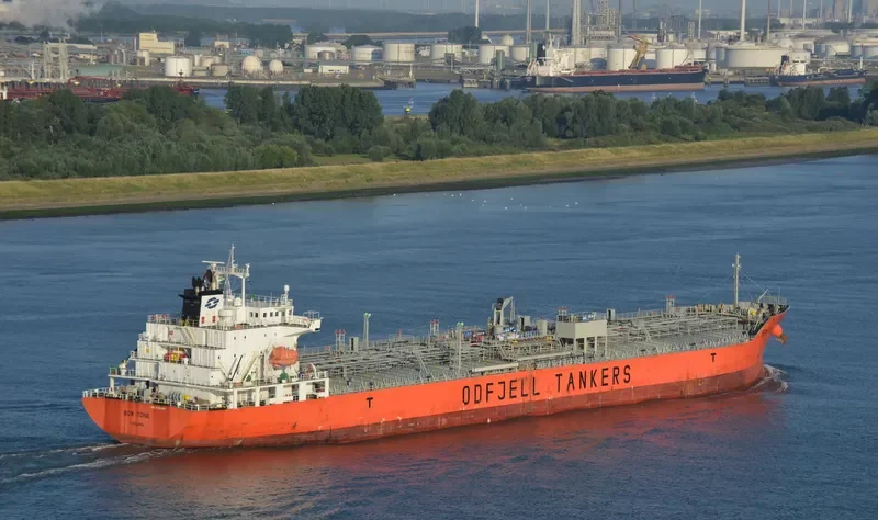 SKARVEN Tanker IMO 9400394 photo 3