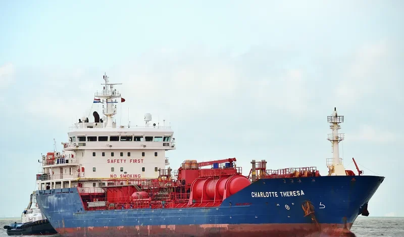 CHARLOTTE THERESA Tanker IMO 9400708 photo 7