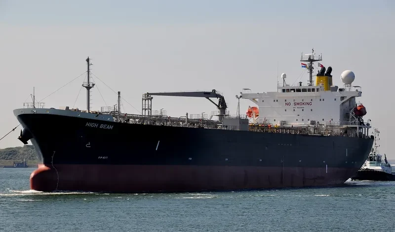 IMPERIAL Tanker IMO 9400849 photo 5