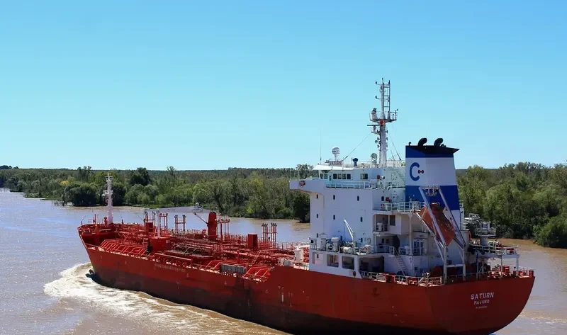 SATURN Tanker IMO 9400851 photo 10