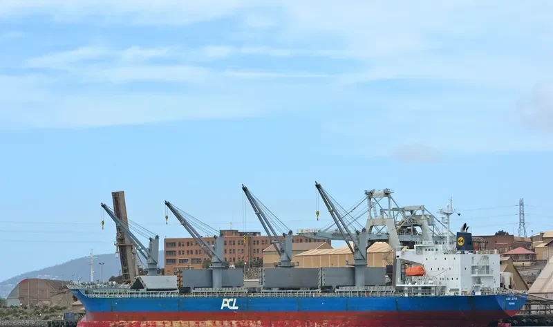 OBE NORARES General Cargo IMO 9400930 photo 10