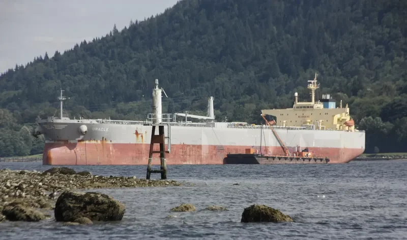 ORACLE Tanker IMO 9400980 photo 8