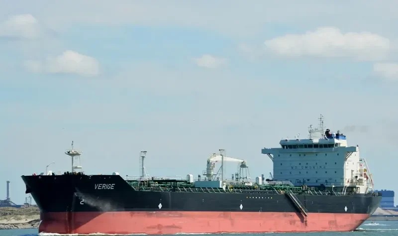 VERIGE Tanker IMO 9401128 photo 10