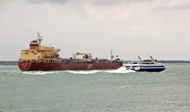 CAPE TAFT Tanker IMO 9401221 photo 8