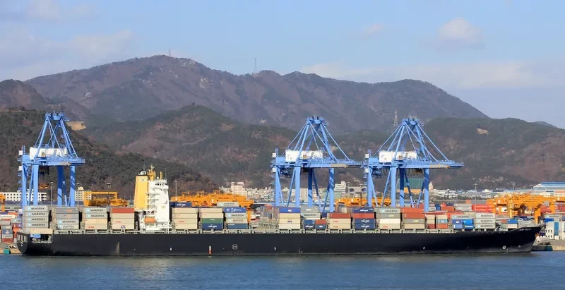 GFS GALAXY Container Ship IMO 9401271 photo 4