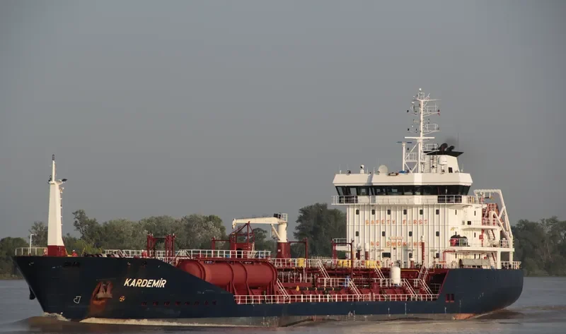 SAMUS SWAN Tanker IMO 9401312 photo 8
