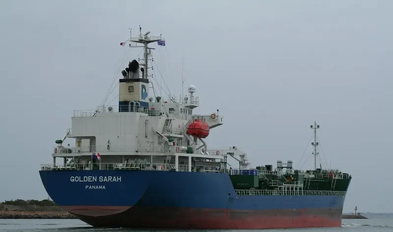 GLOBAL SATURN Tanker IMO 9401398 photo 7