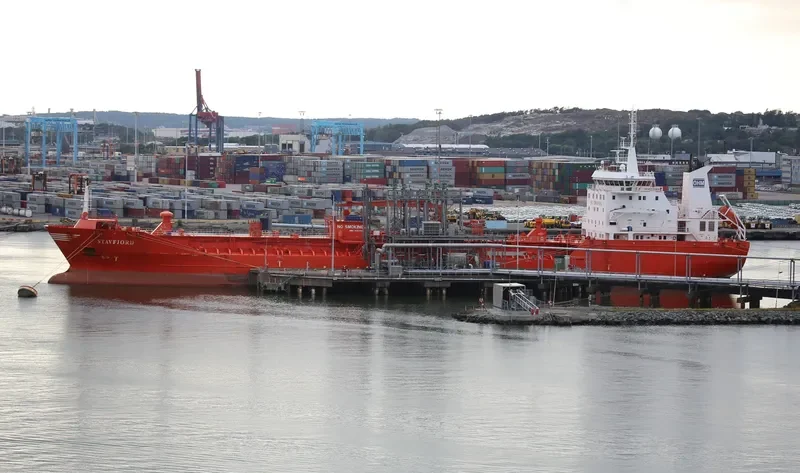 STAVFJORD Tanker IMO 9401544 photo 8