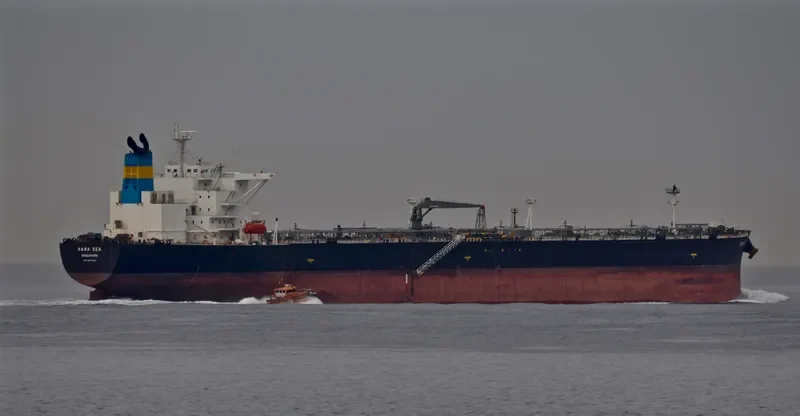 KARA SEA Tanker IMO 9402328 photo 2