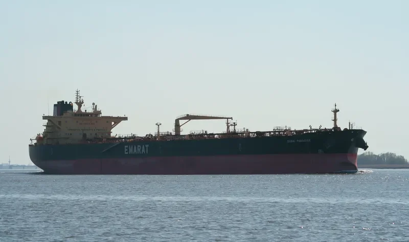 FULMAR Tanker IMO 9402471 photo 6